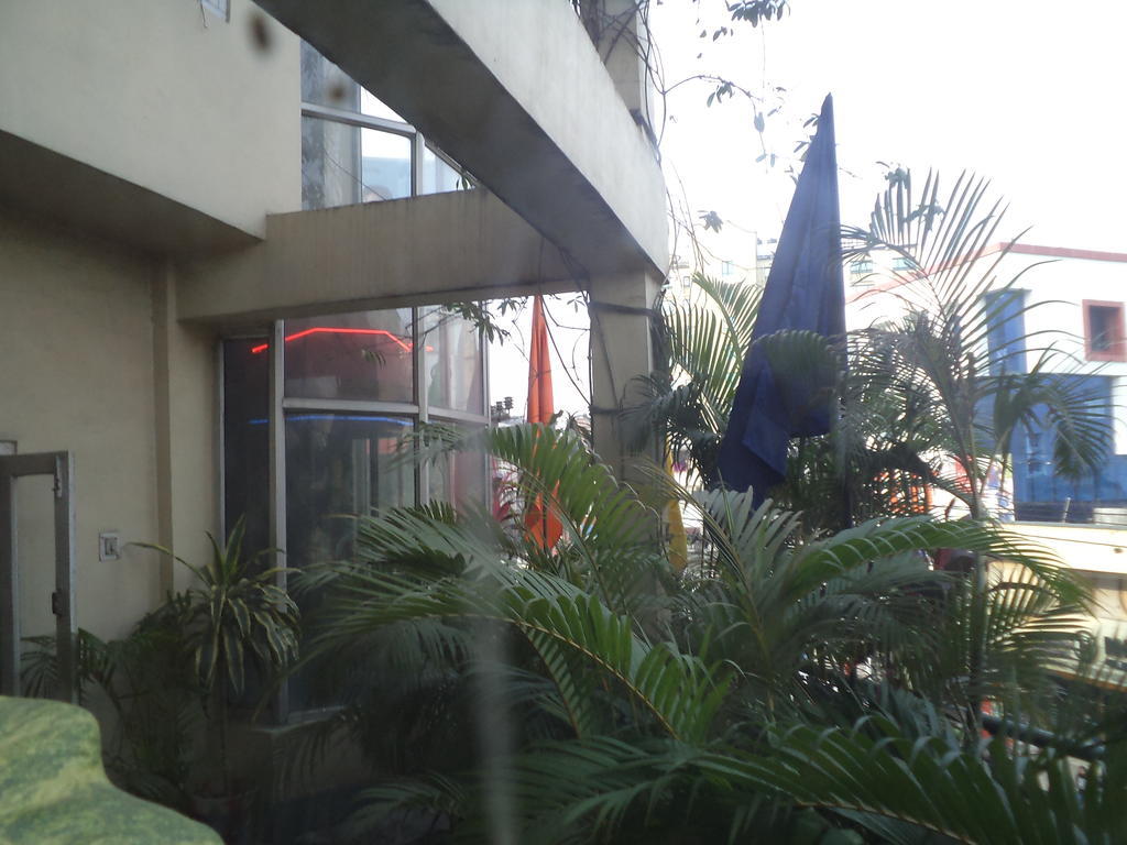 Hotel Mahalaxmi Indo Myanmar Guwahati Esterno foto