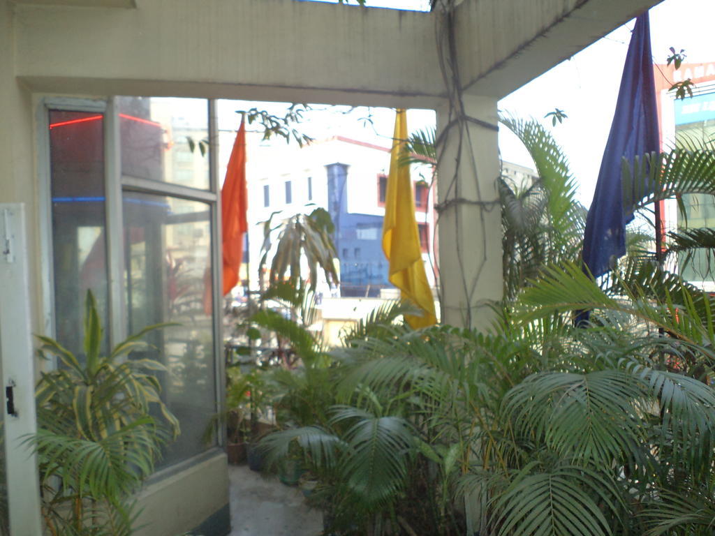 Hotel Mahalaxmi Indo Myanmar Guwahati Esterno foto