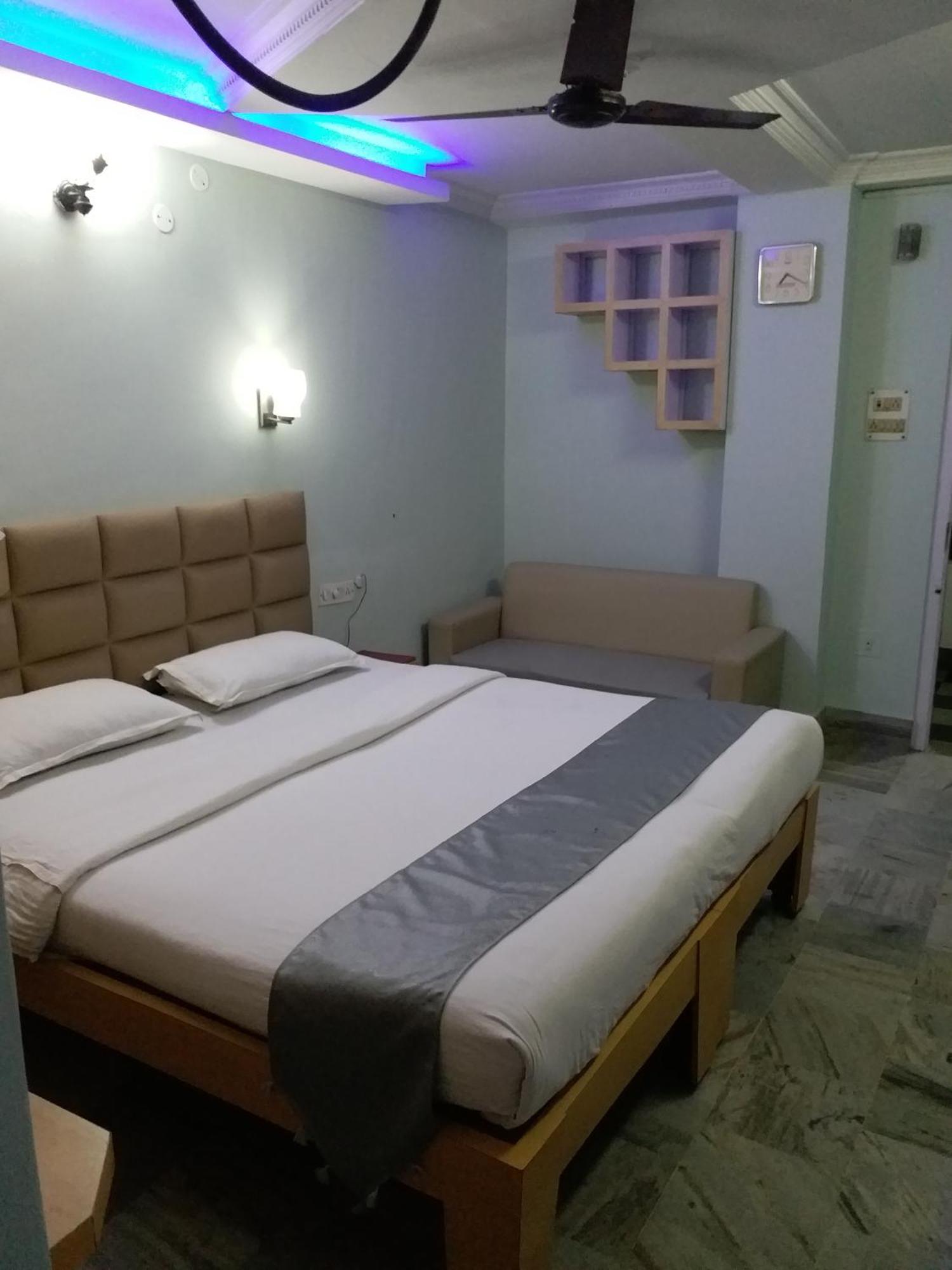 Hotel Mahalaxmi Indo Myanmar Guwahati Esterno foto