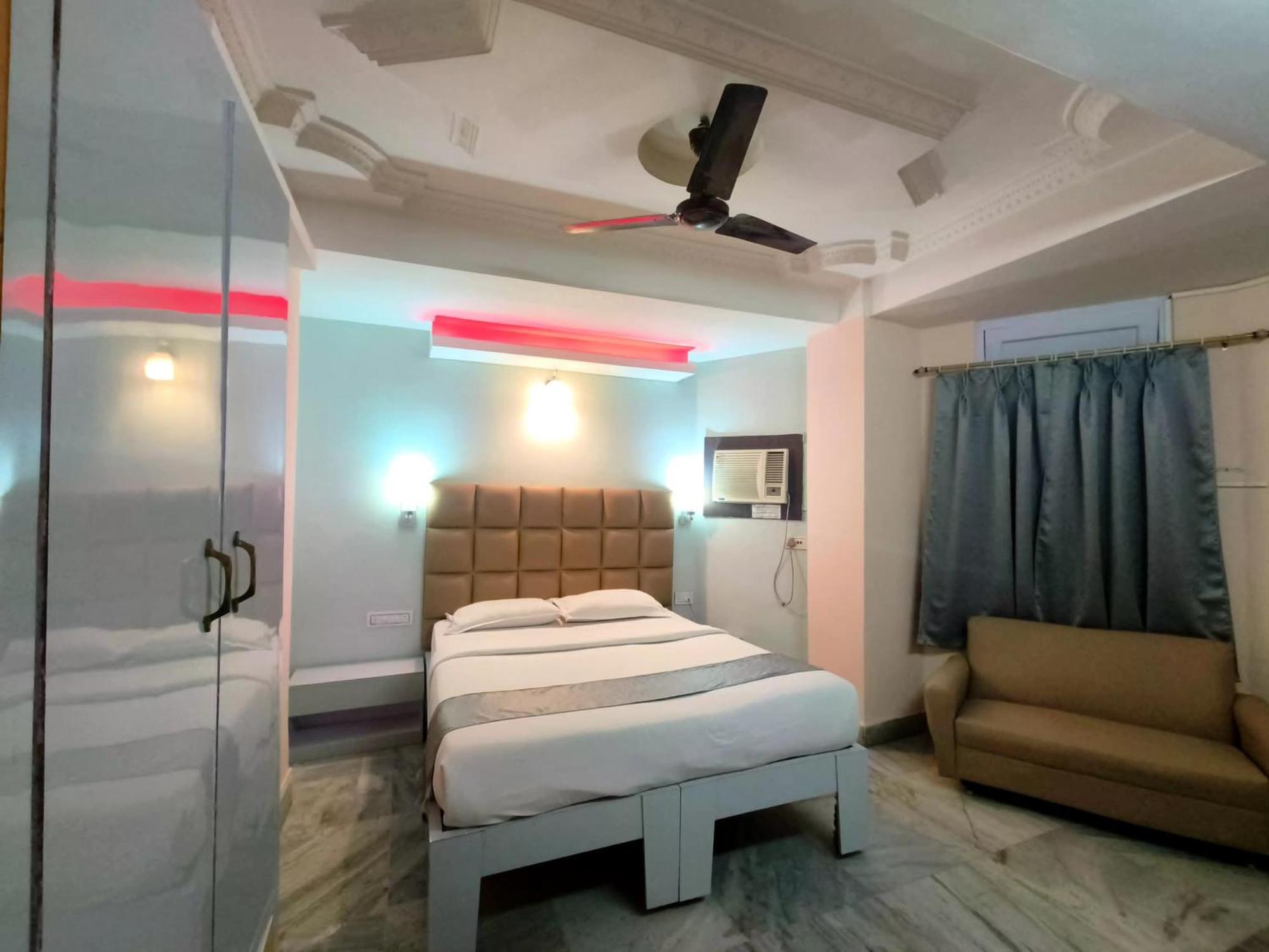 Hotel Mahalaxmi Indo Myanmar Guwahati Esterno foto
