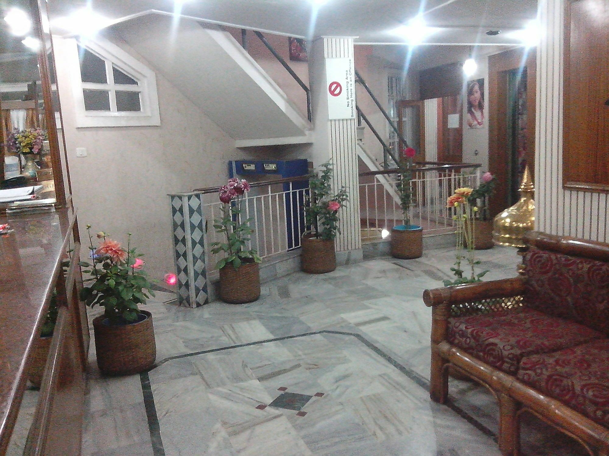 Hotel Mahalaxmi Indo Myanmar Guwahati Esterno foto